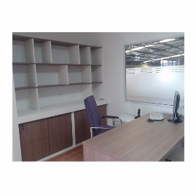 Equipamiento  de oficinas  gerencial en fabrica